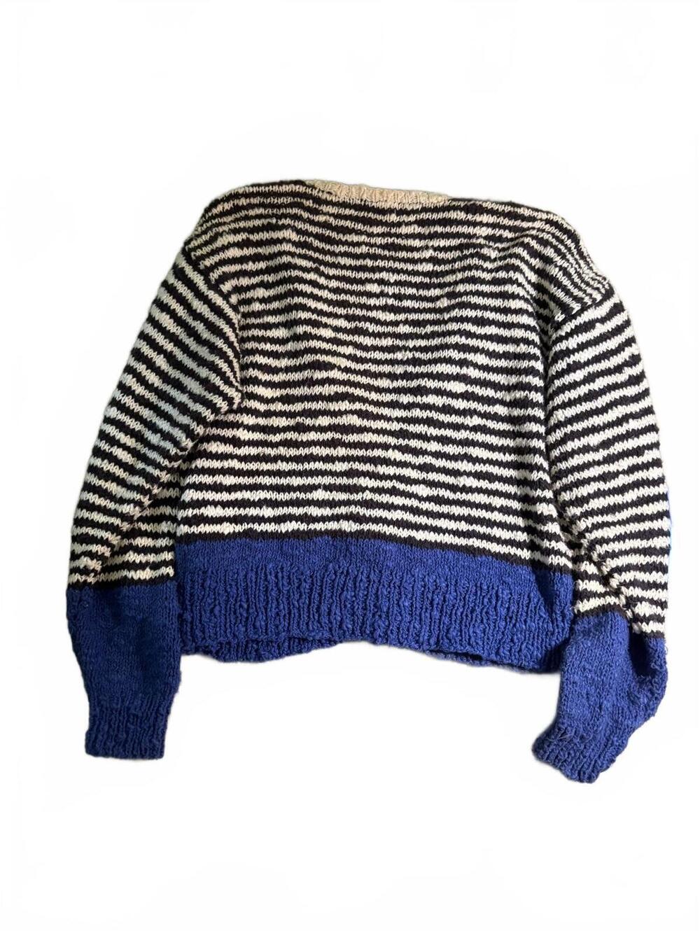 80’s boxy hand knit Perry Ellis Cardigan - Woman’s Small - Picture 3 of 5
